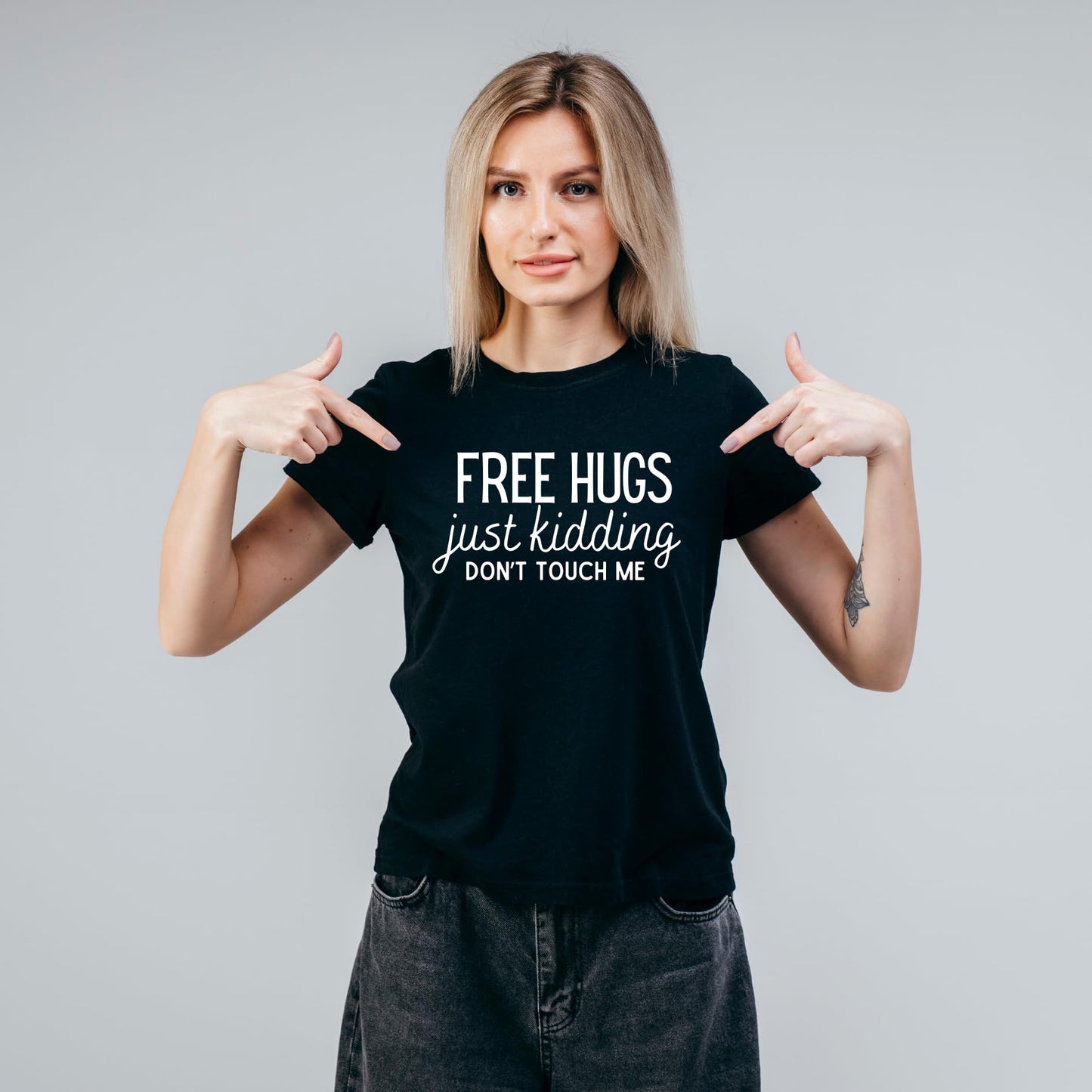 Free Hugs Just Kidding Don't Touch Me Funny Printed Black Adults Unisex Men Women Summer Winter Cotton Crew Neck Casual T-Shirt - Top Tee