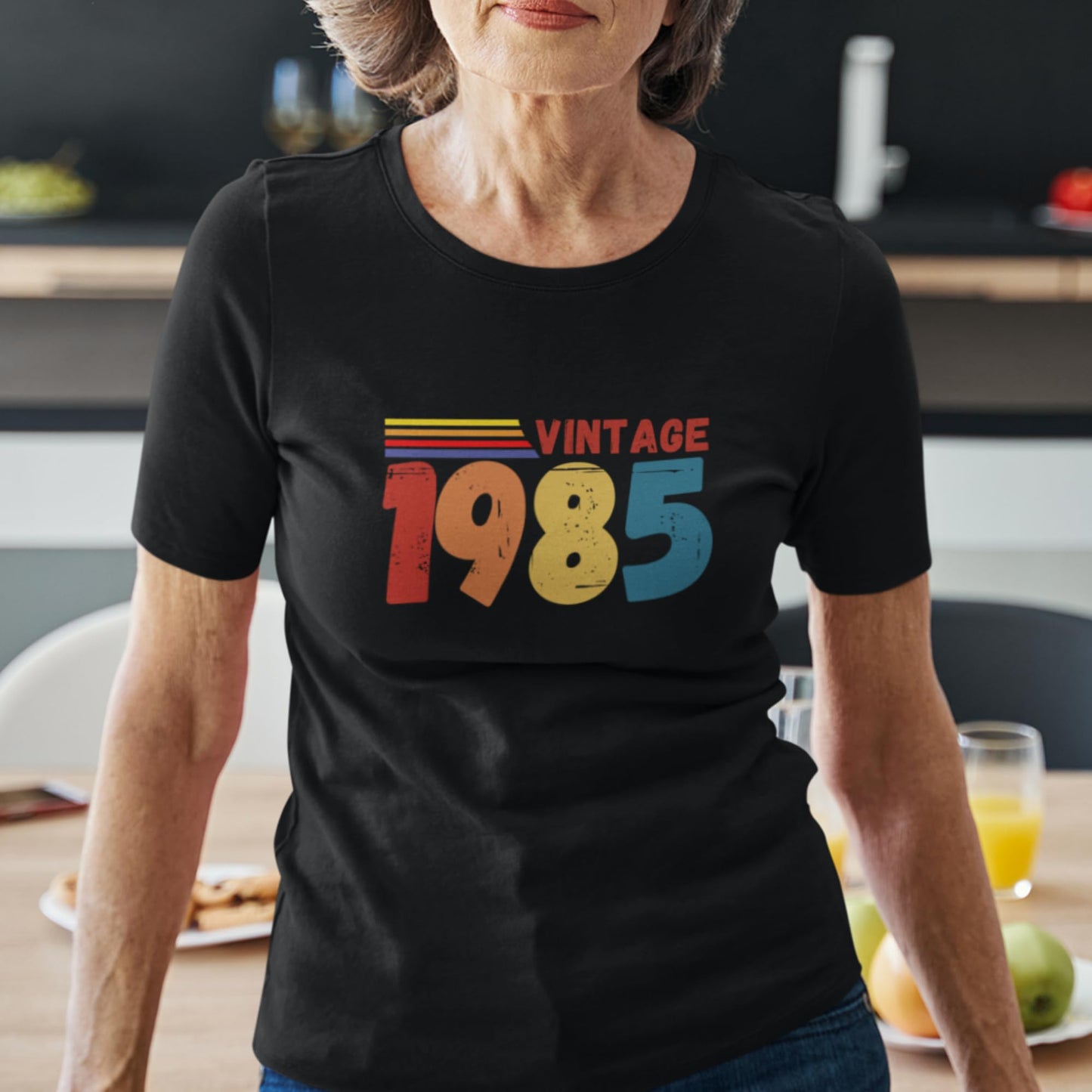 Be Buz 40th Birthday T-Shirt, Born in 1985 Aged to Perfection T-Shirt for Husband, Wife, Dad, Mum, Grandad, Grandma him her