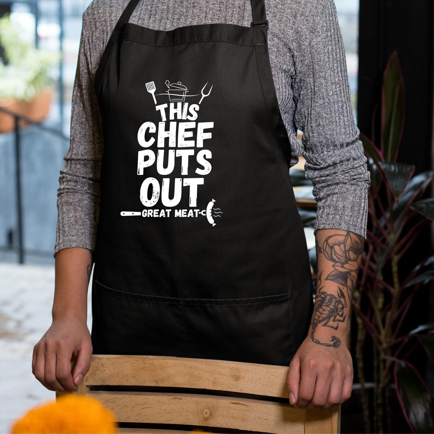 This Chef Puts Out Great Meat Funny Aprons for Men Women Printed Apron Gift for Her Chef Apron Kitchen Apron BBQ Apron Gift Baking Apron Mother Day Gift Father Day