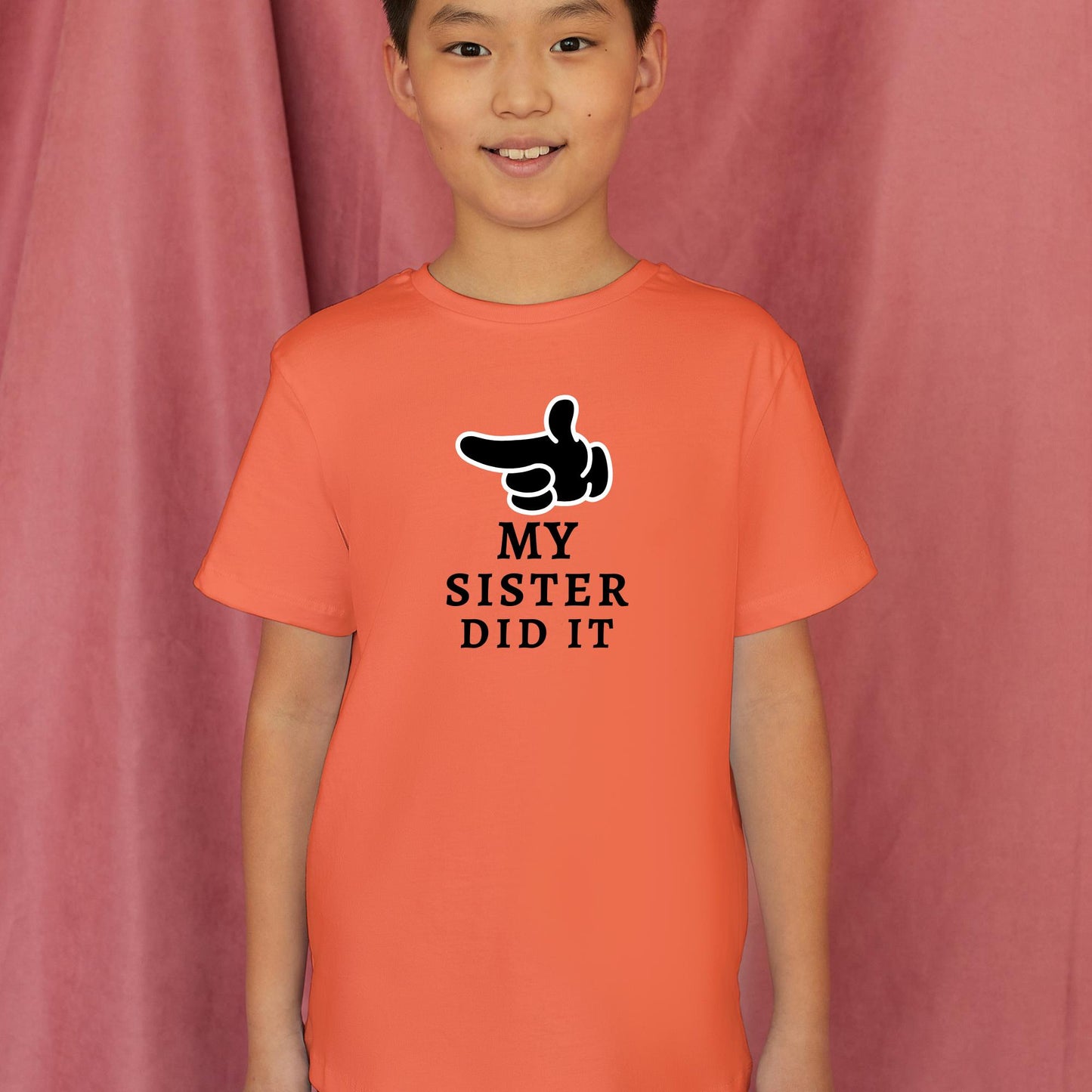 My Sister Did It Shirt – Funny Sibling Blame T-Shirt for Toddlers and Kids – Family Outfit – Cute Brother Sister Gift – Funny Baby Bodysuit